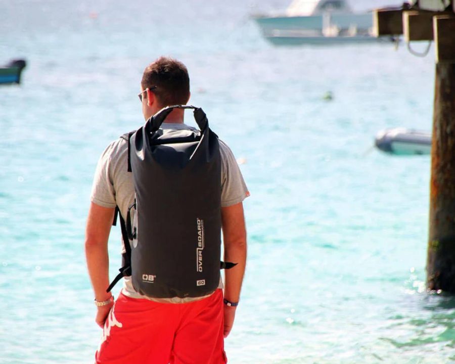 Dlaczego torba wodoszczelna to absolutny must-have podróżnika?